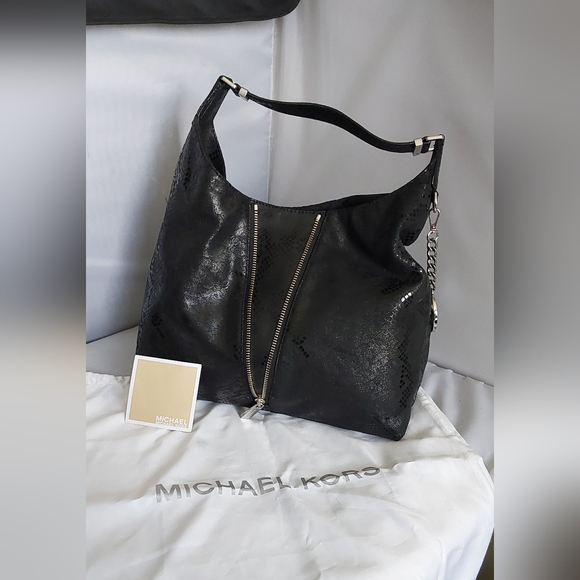 MICHAEL KORS BLACK EMBOSSED PYTHON LEATHER LARGE HOBO/SHOULDER BAG - Picture 1 of 7